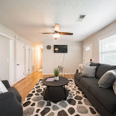 Cozy Brick Ranch Home Owned And Operated By An Army Soldier!! Columbus Exterior foto