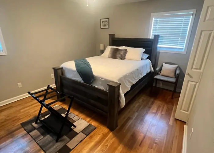 Cozy Brick Ranch Home Owned And Operated By An Army Soldier!!