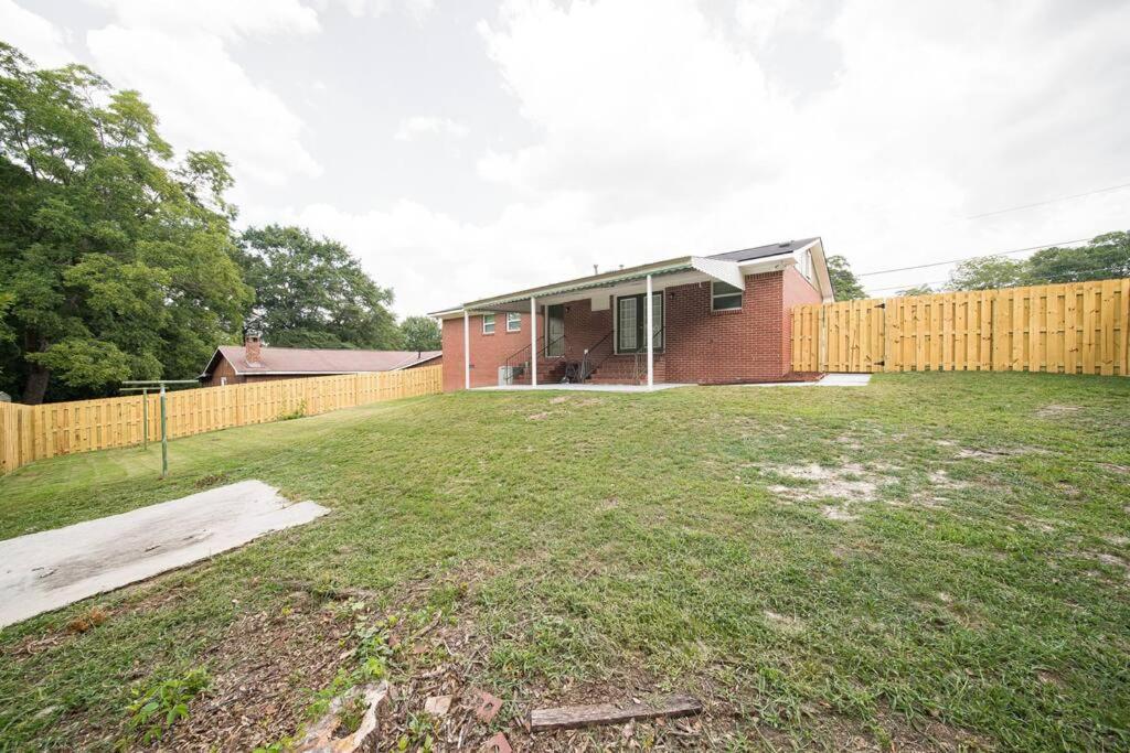Cozy Brick Ranch Owned And Operated By An Army Soldier!!