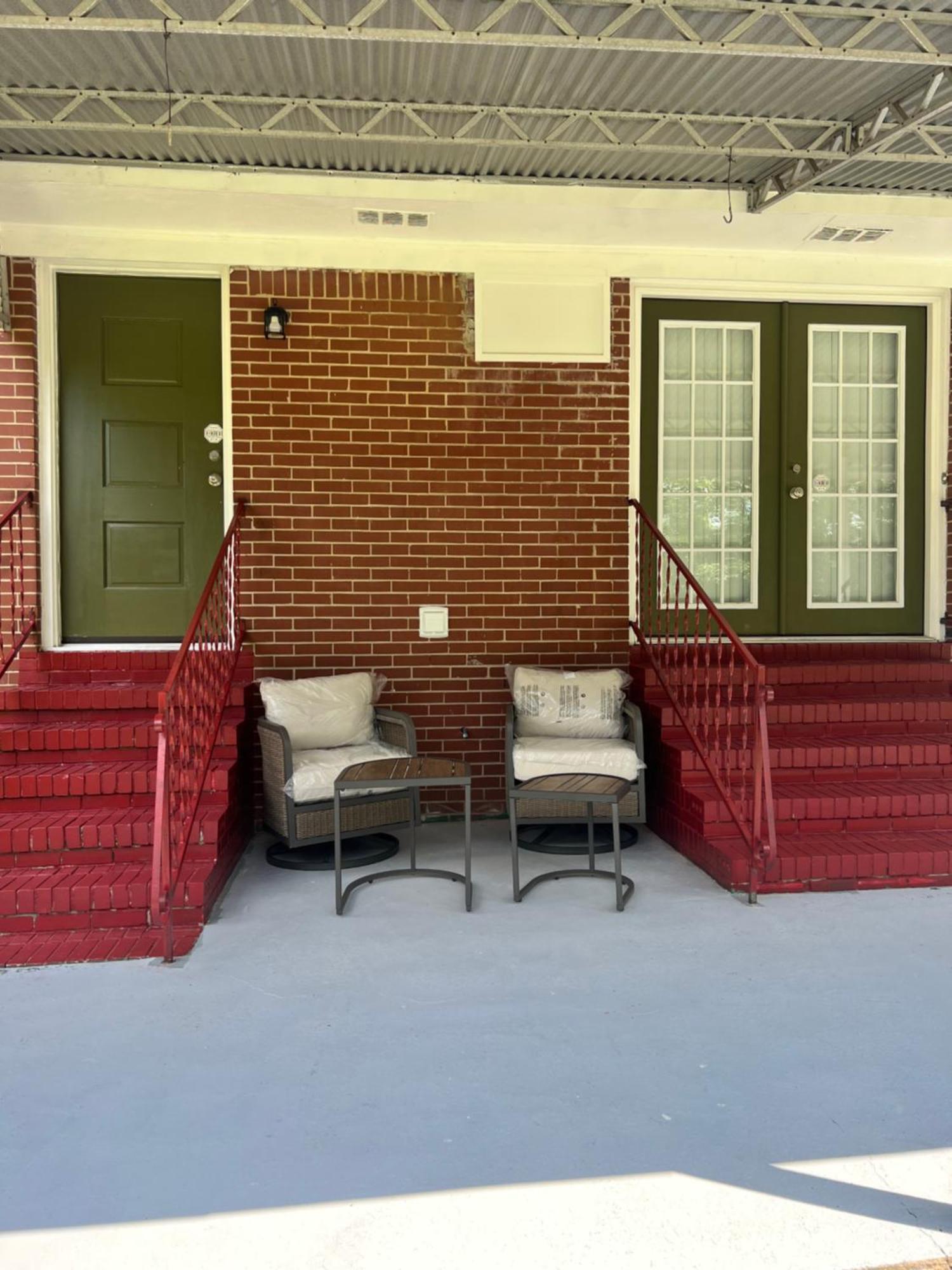 Cozy Brick Ranch Owned And Operated By An Army Soldier!! Columbus